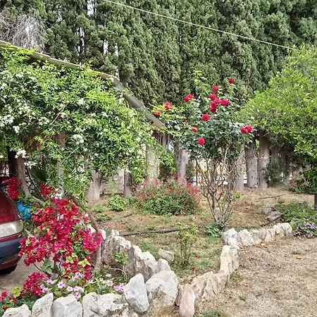بيت للعطل Alegria House With Gardens Near Portoheli كرانديون