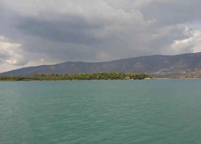 Alegria House With Gardens Near Portoheli * Кранидион