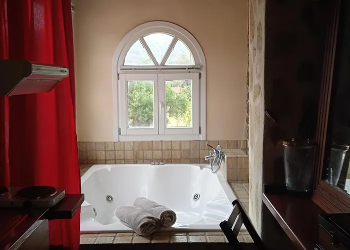 Alegria House With Gardens Near Portoheli Кранидион