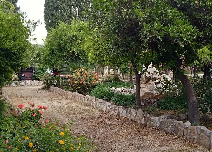 Alegria House With Gardens Near Portoheli Кранидион